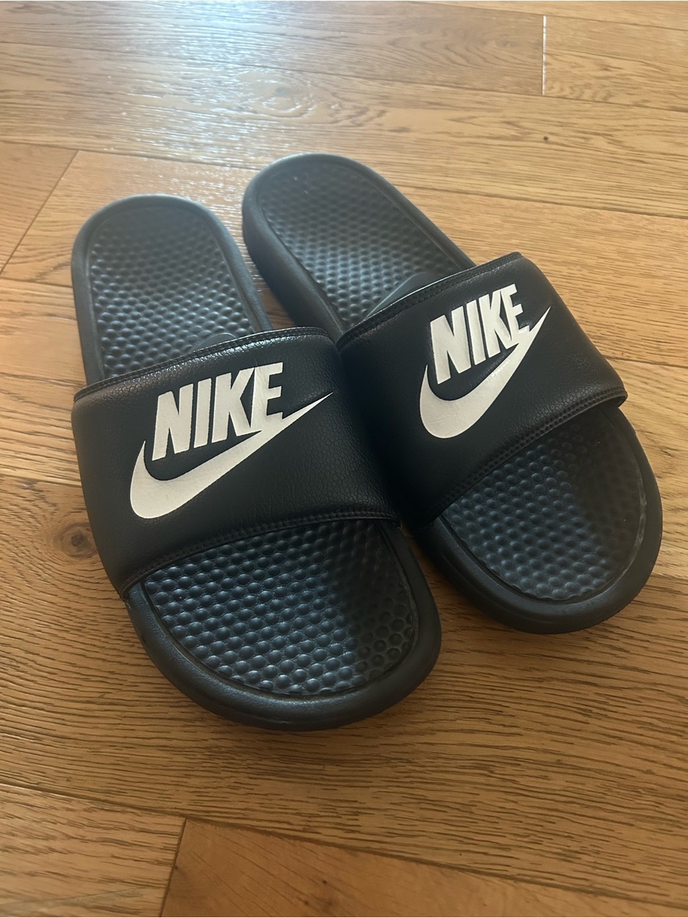 Men’s Nike slides